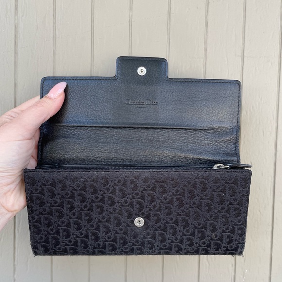 Vintage 2000’s Dior Wallet - Picture 6 of 9
